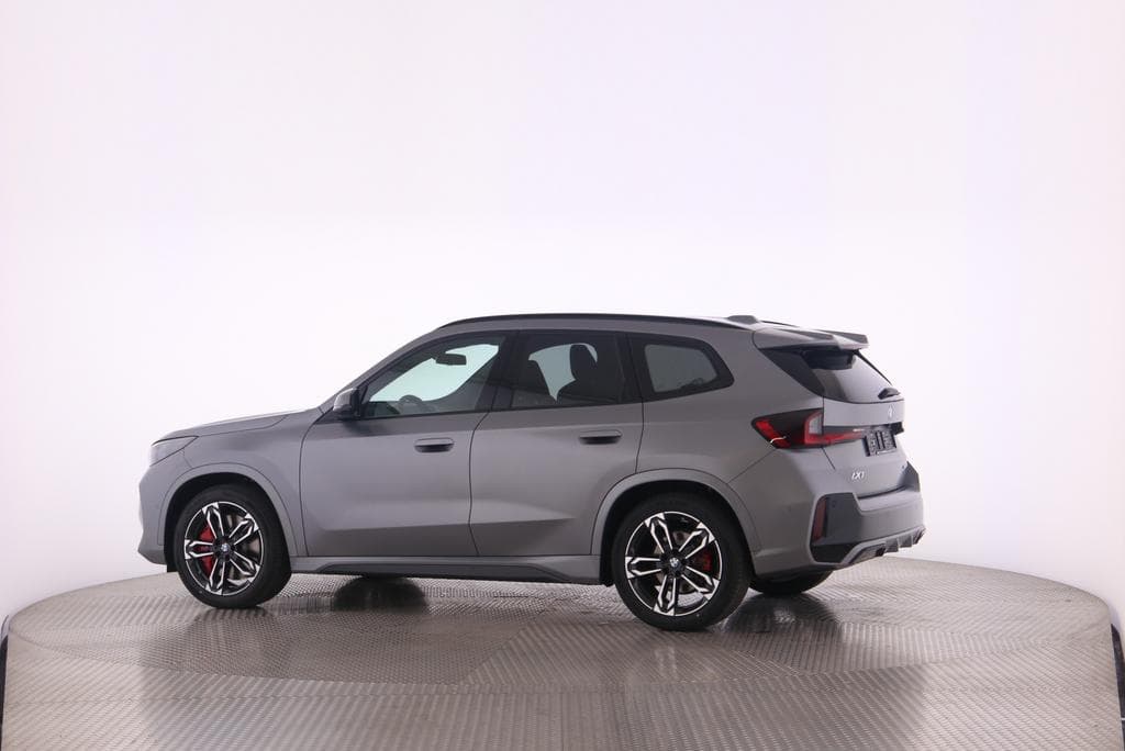 BMW iX1 30 xDrive - Vorschau 3