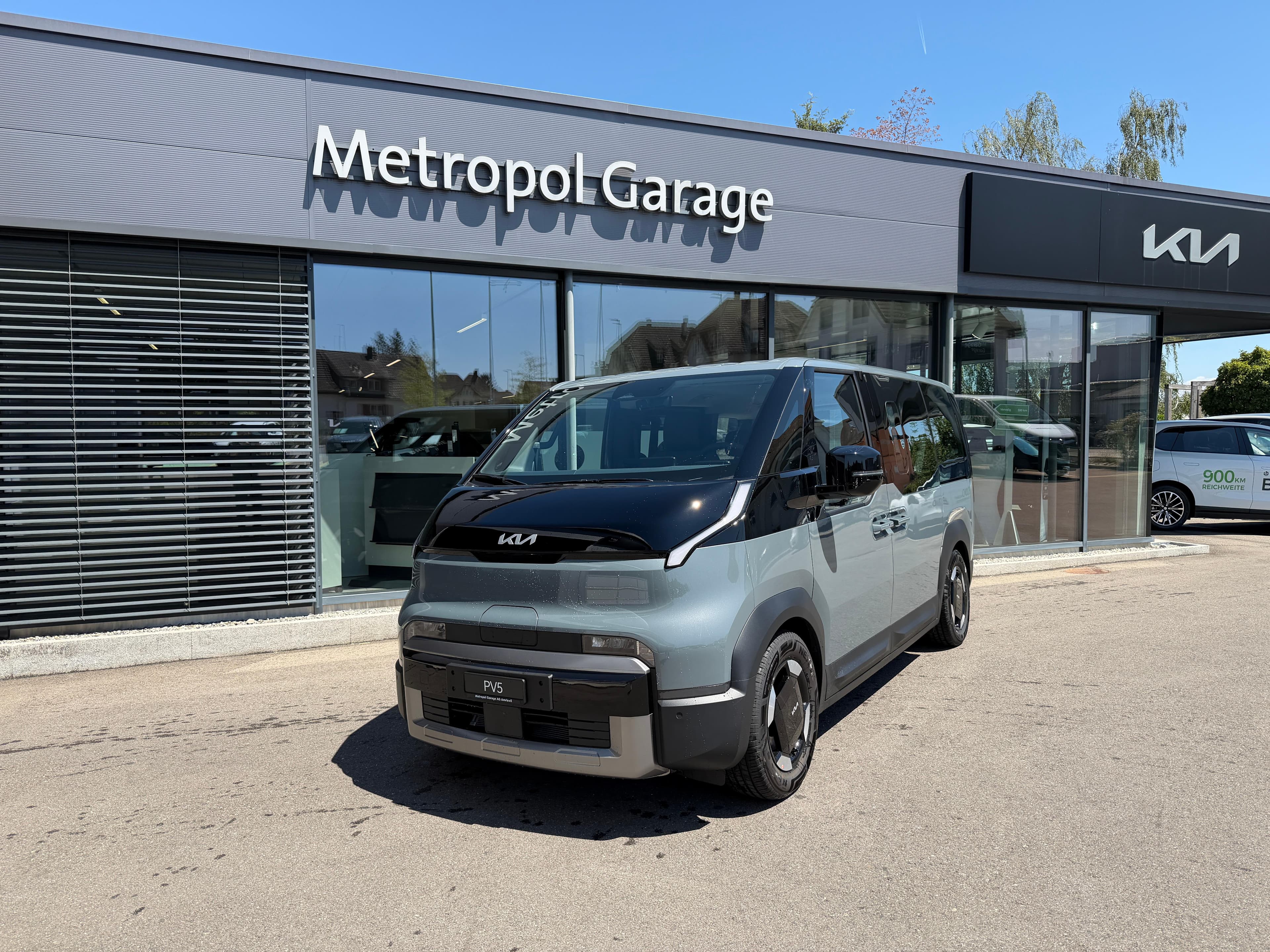 Kia PV5 Passenger 71.2 kWh Plus - Bild 1