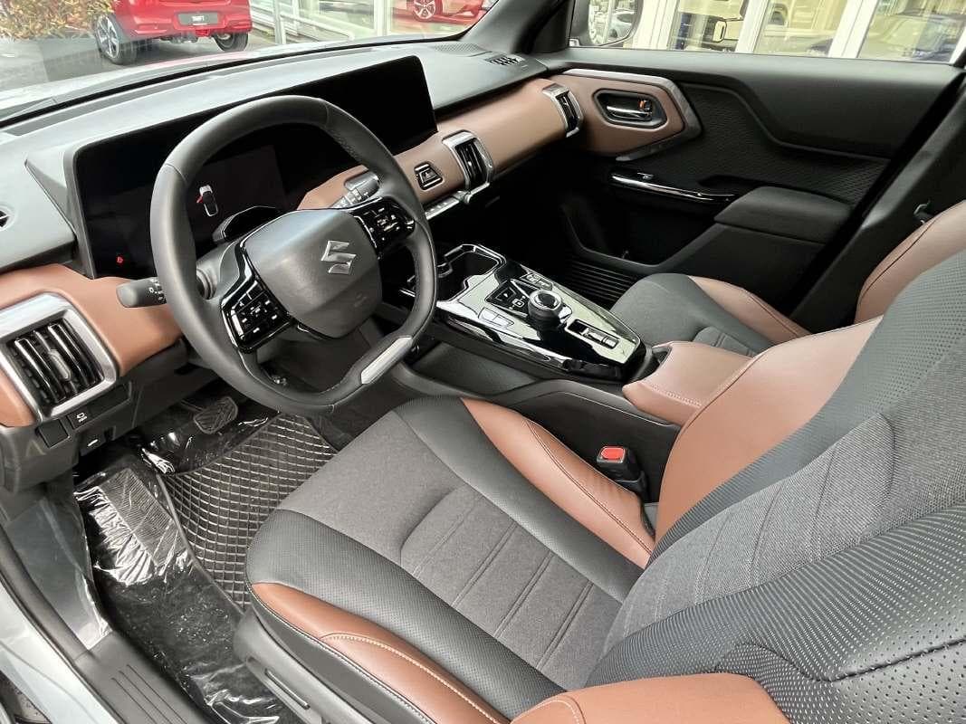 Suzuki e Vitara Compact Top 4x4 - Vorschau 3