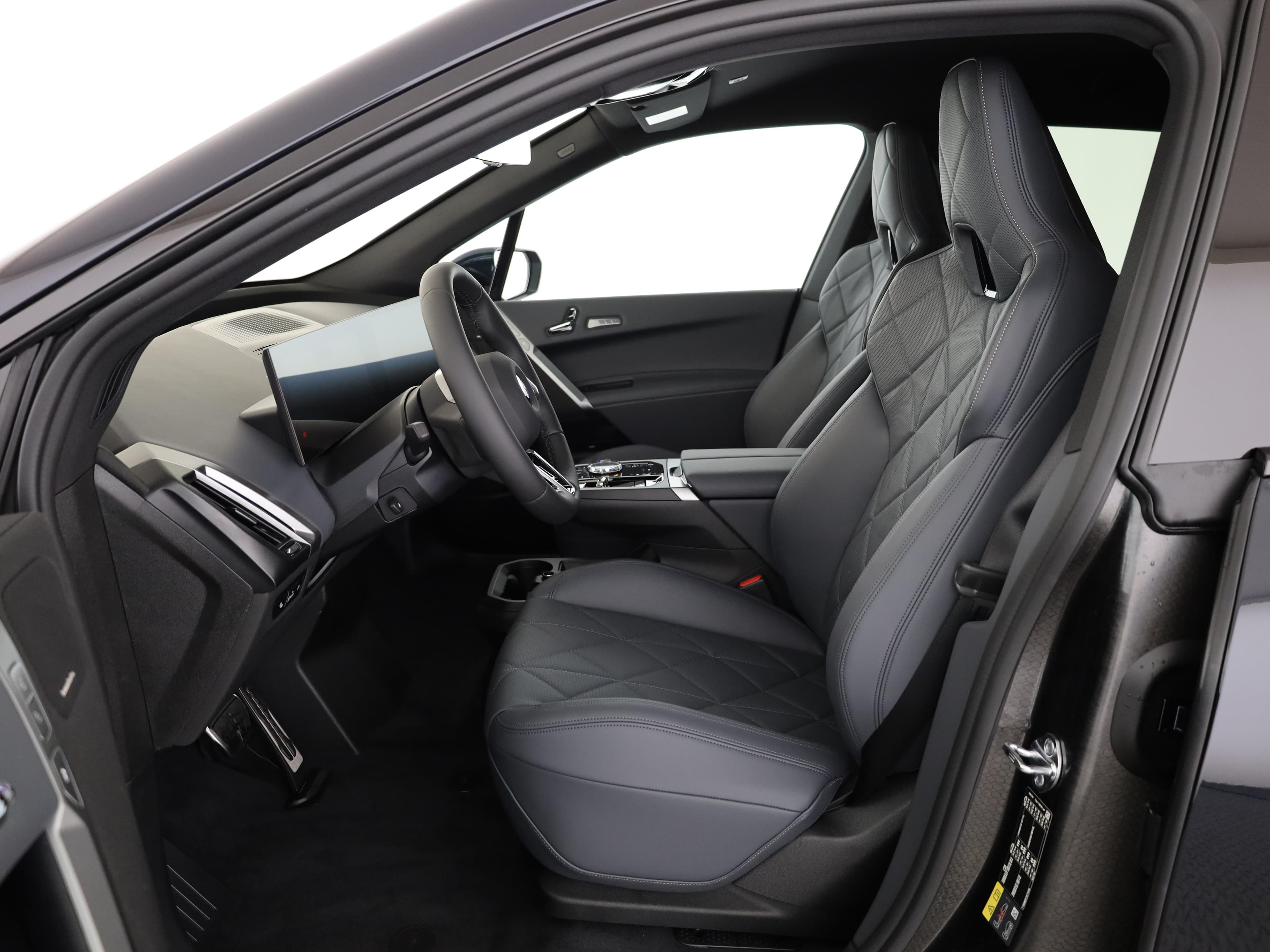 BMW iX xDrive60 - Vorschau 4