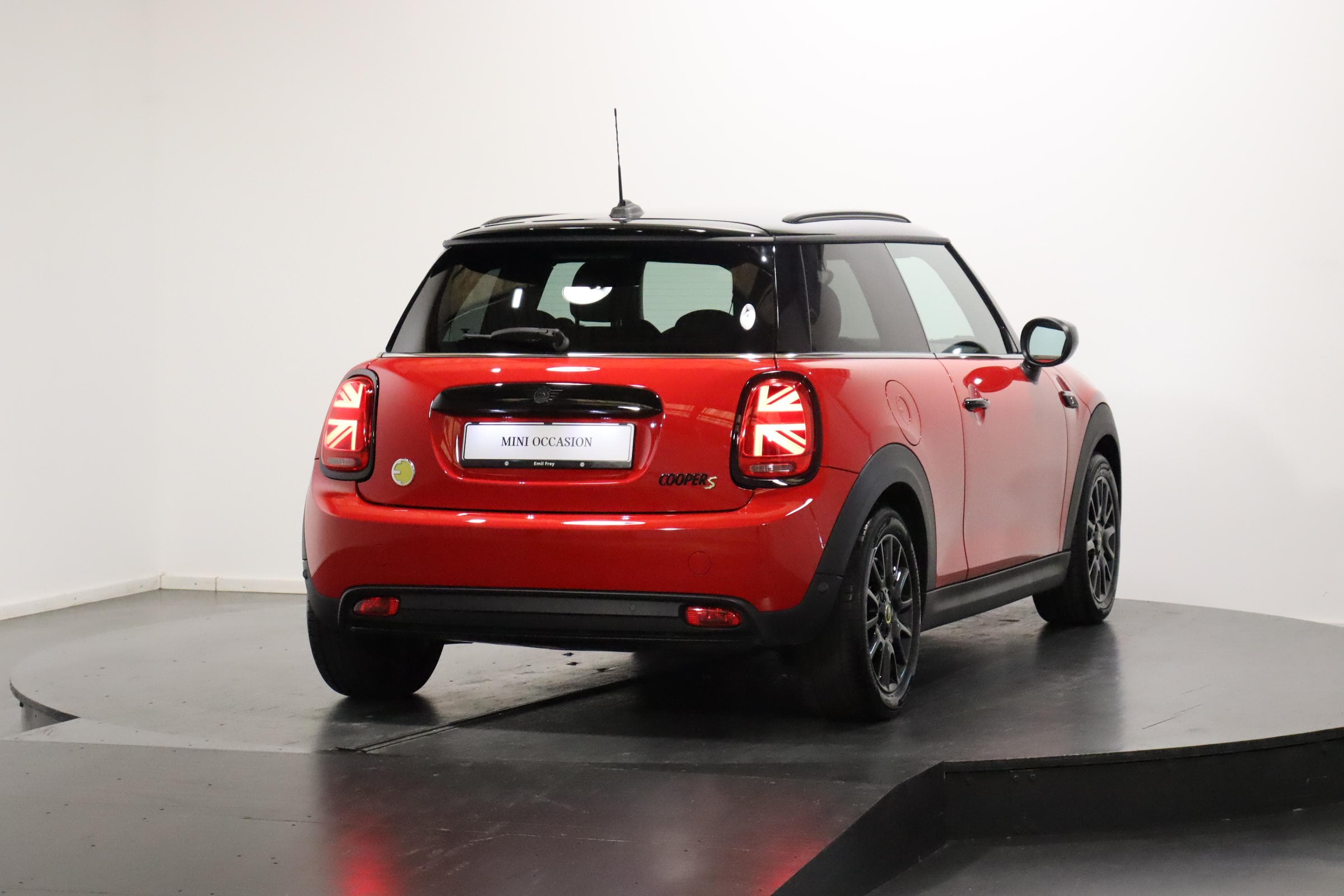 Mini F56 Cooper SE - Vorschau 3