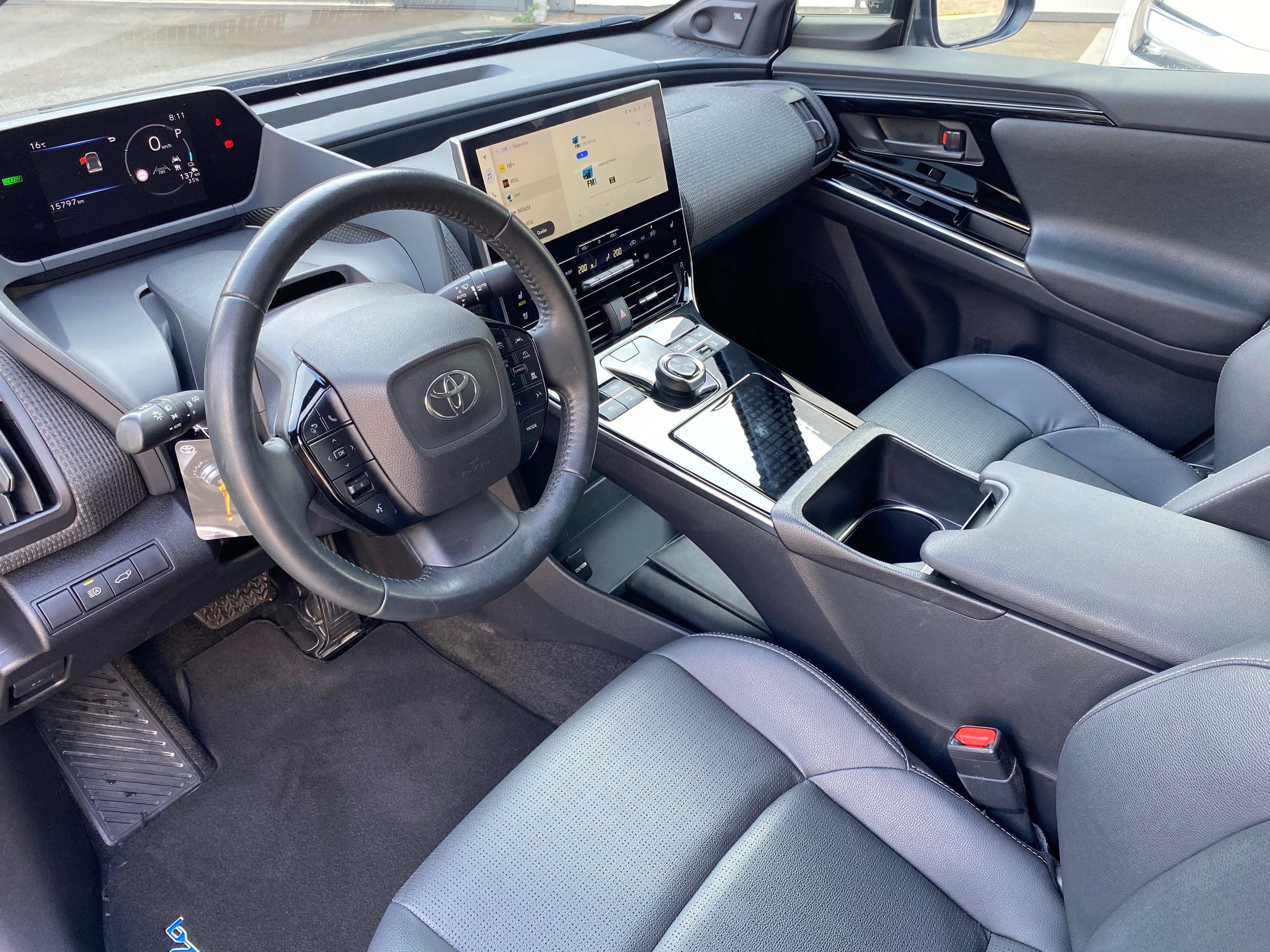 Toyota bZ4X Premium AWD - Vorschau 5