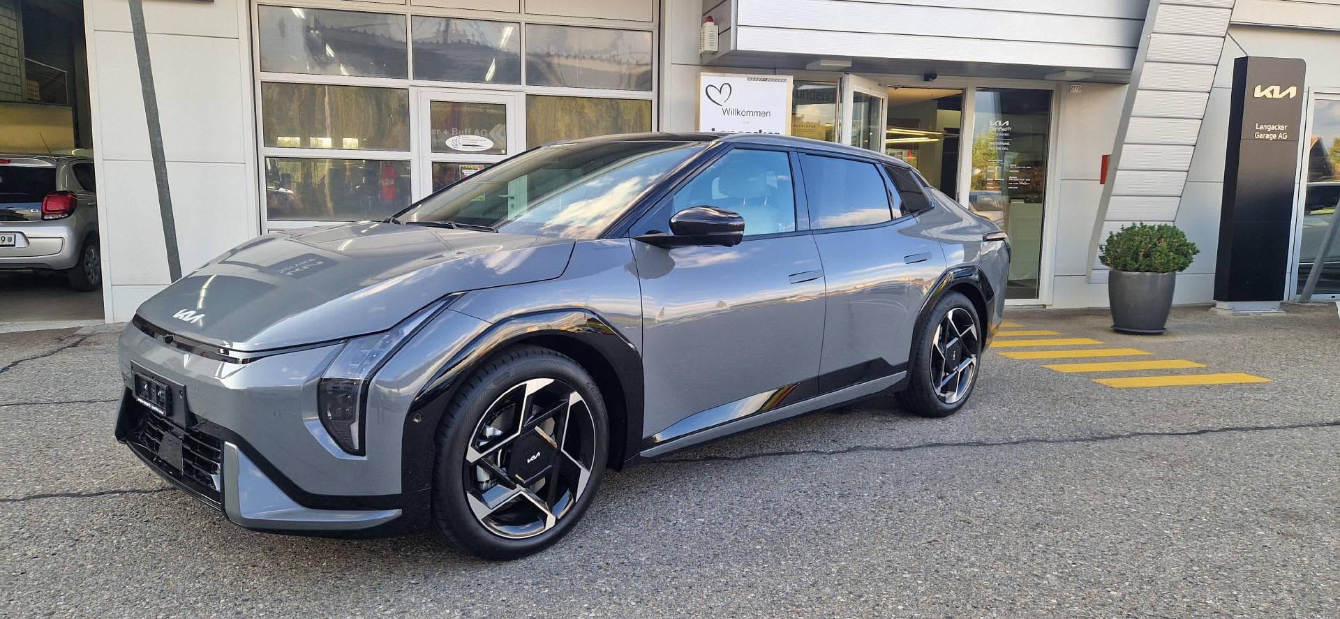 Kia EV4 Fastback 81 kWh GT-Line - Vorschau 2