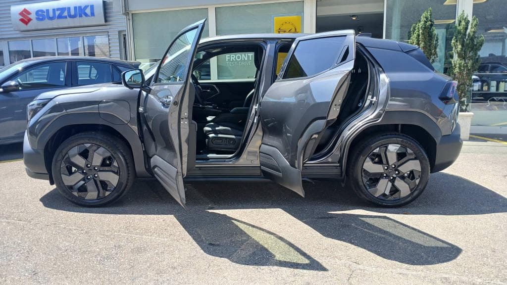 Suzuki e Vitara Sakura Top 4x4 - Vorschau 4