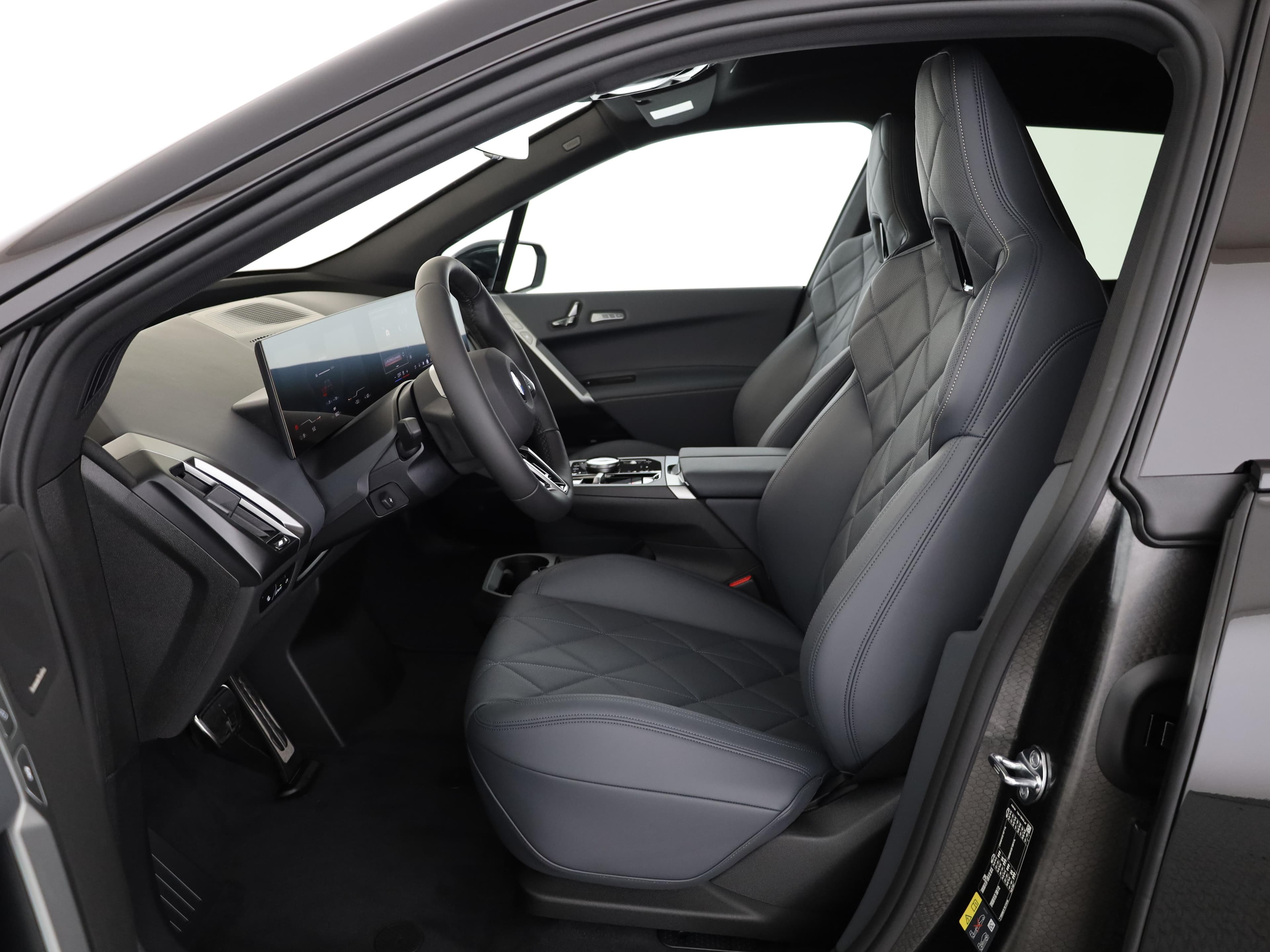BMW iX xDrive60 - Vorschau 4