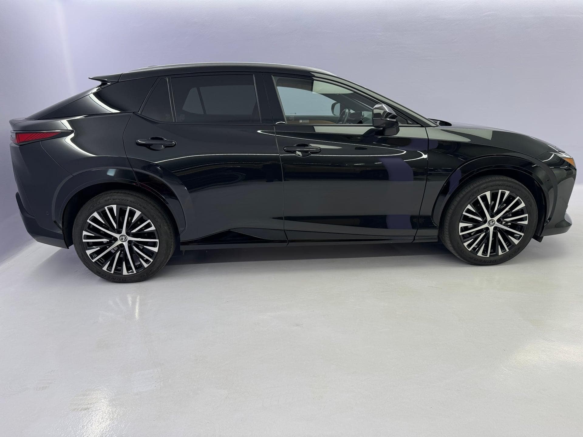 Lexus RZ 450e Excellence AWD - Vorschau 3