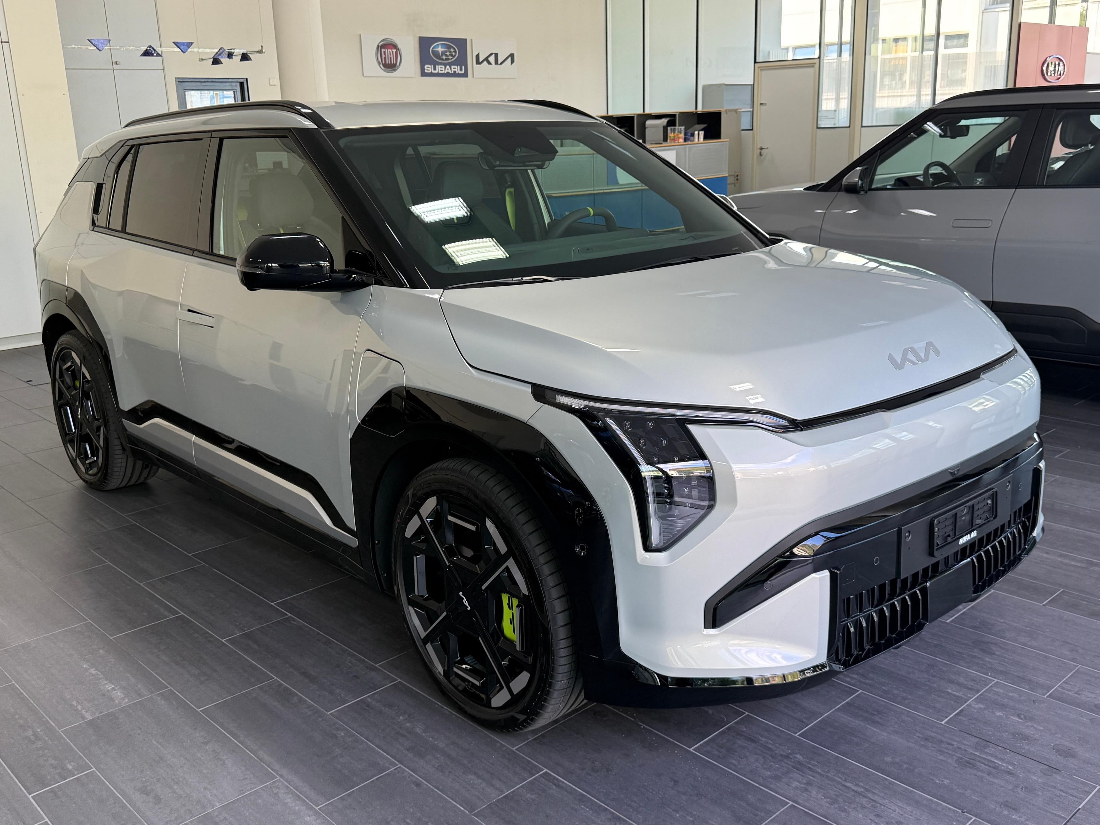 Kia EV3 81 kWh GT 4x4 - Vorschau 3