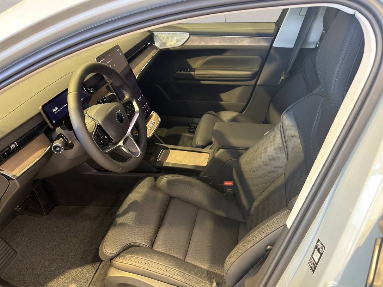 Volvo ES90 Ultra - Vorschau 5