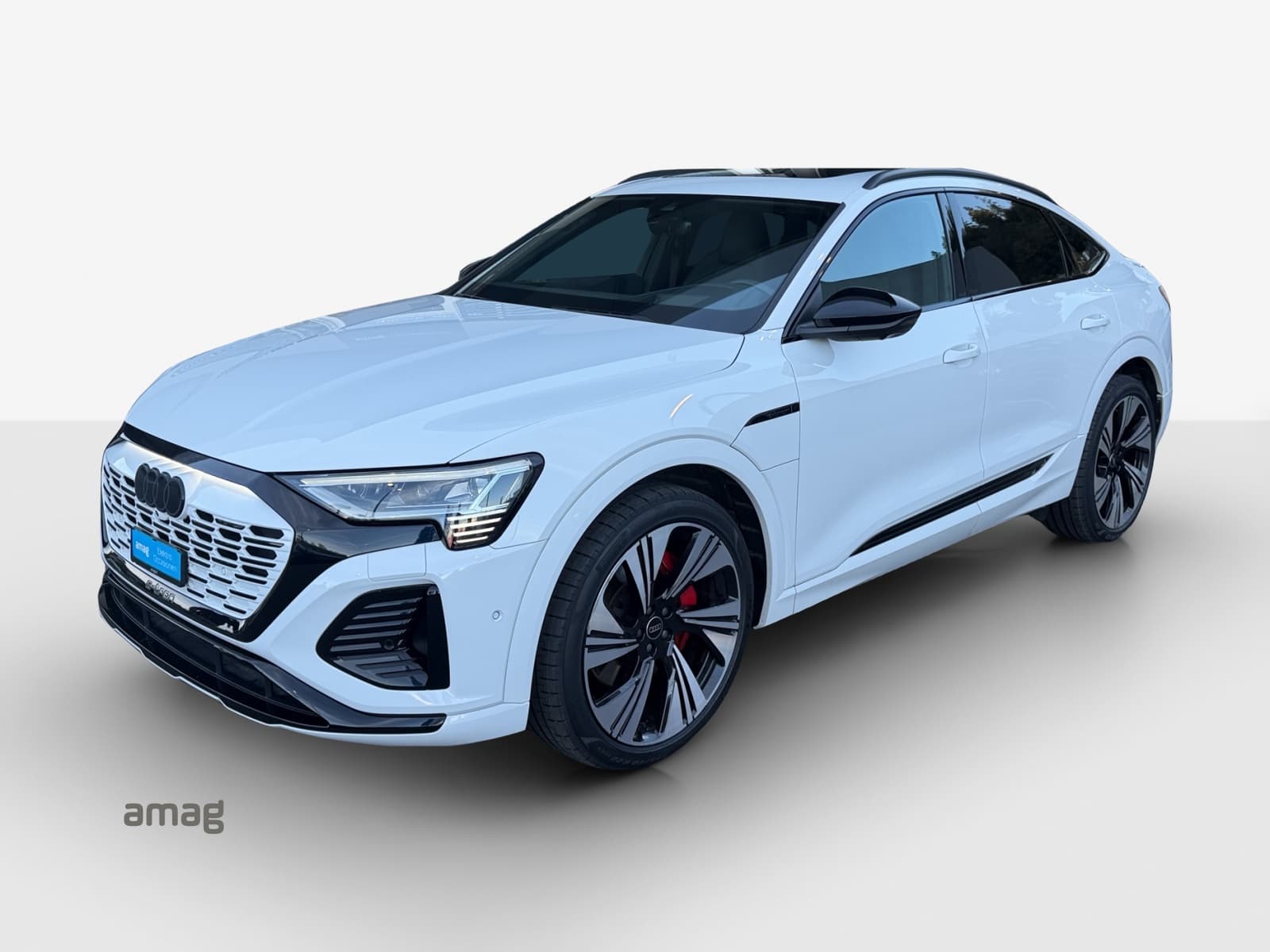 Q8 Sportback 55 e-tron Black Edition