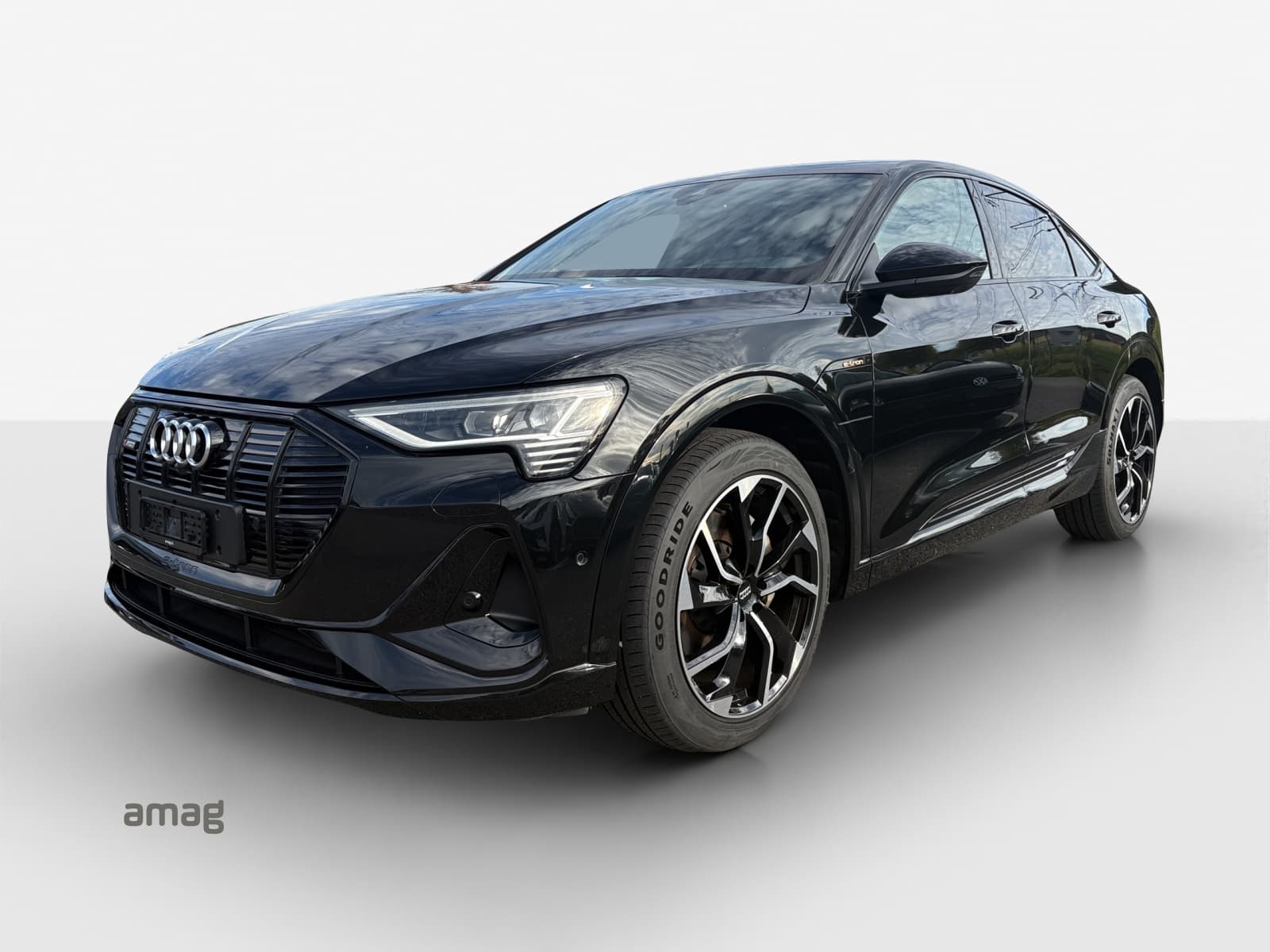 e-tron Sportback 55 S line