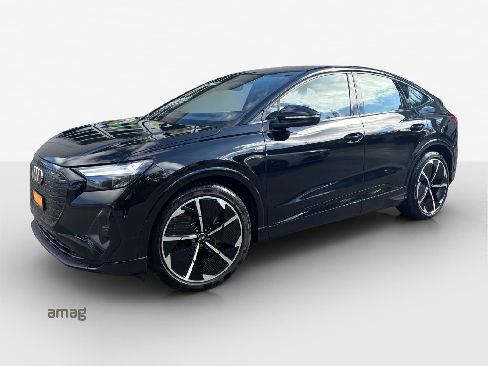 Q4 SB 50 e-tron quattro
