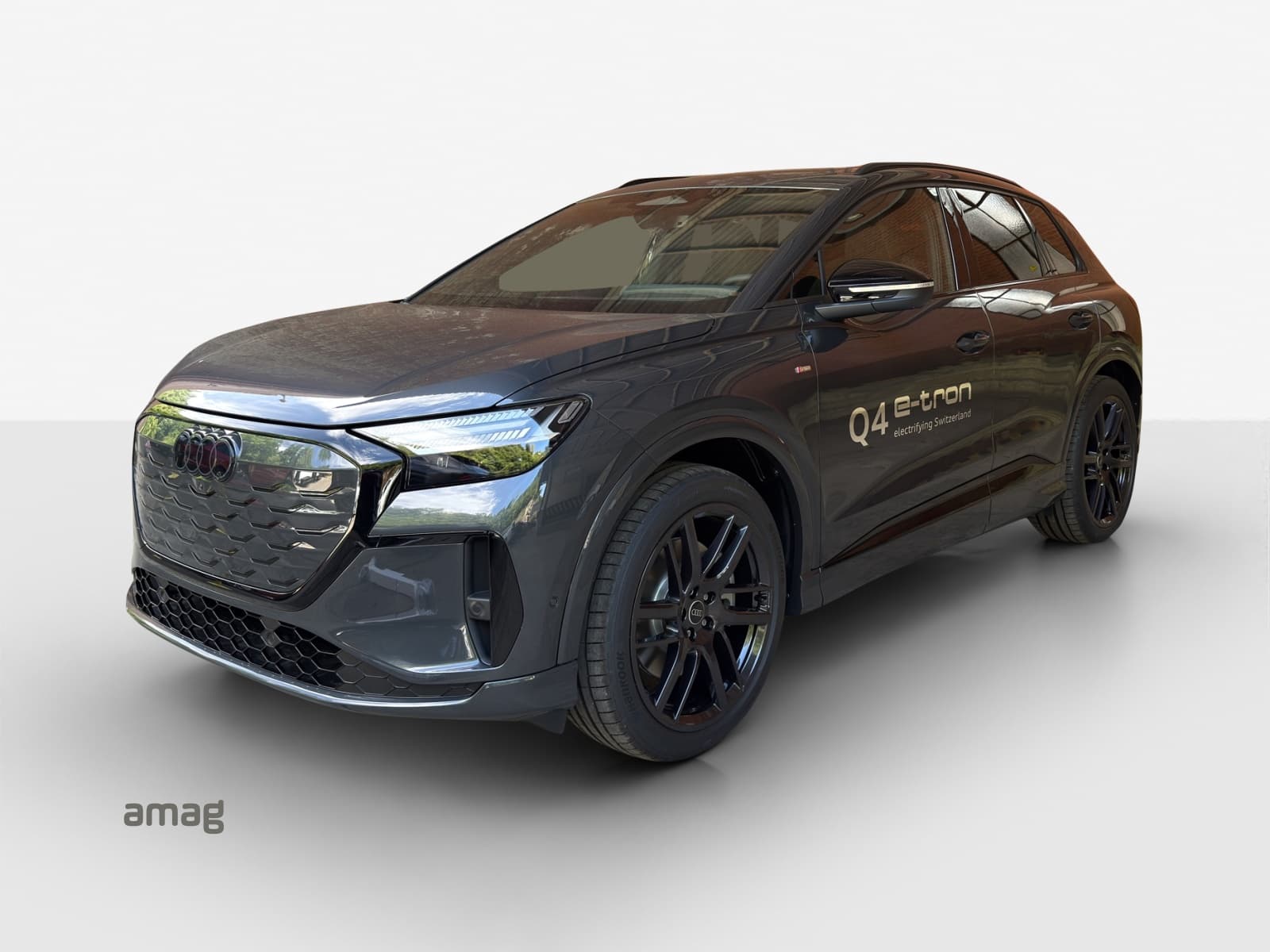 Q4 SUV e-tron quattro performance