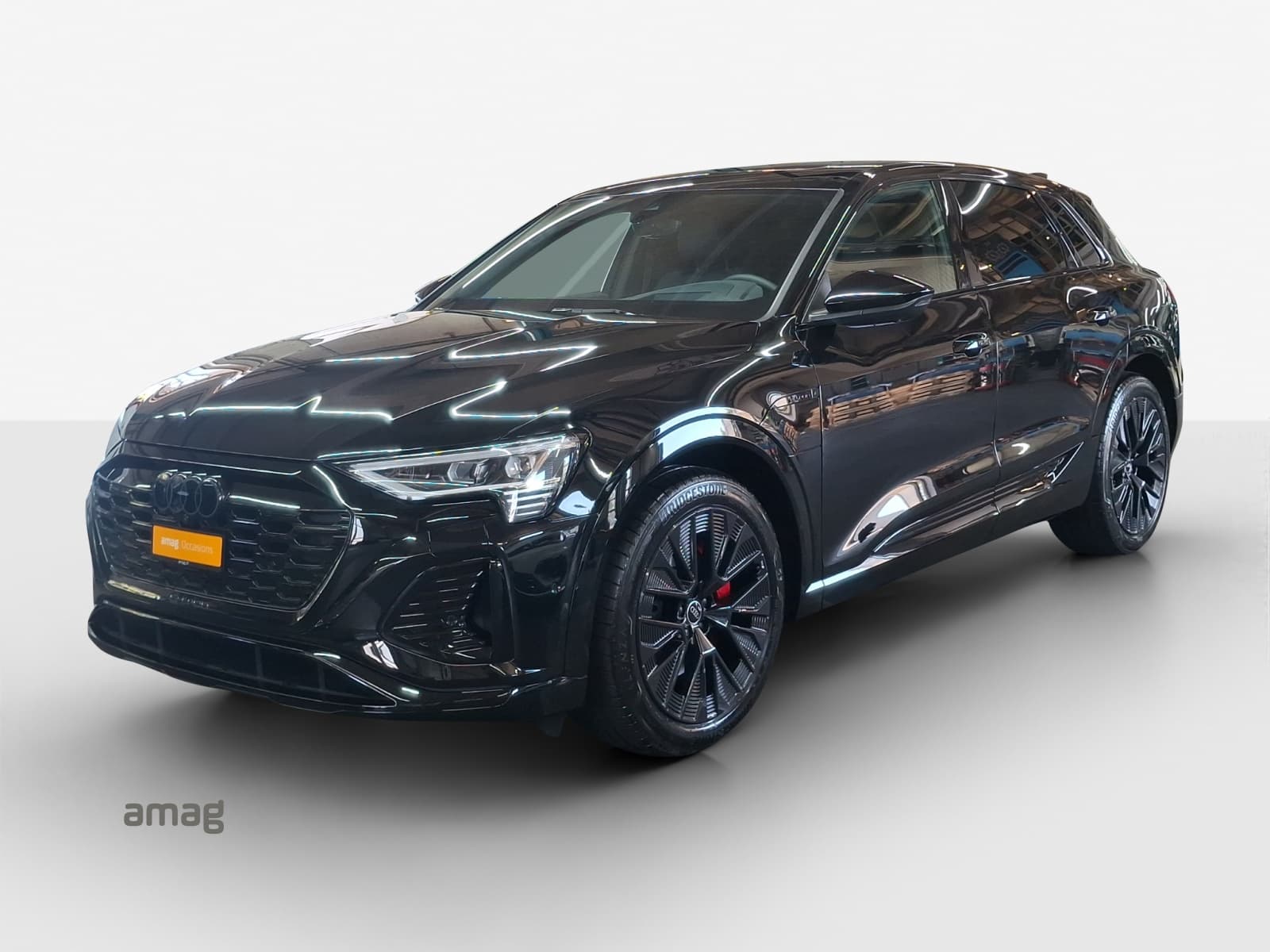 Q8 55 e-tron Black Edition