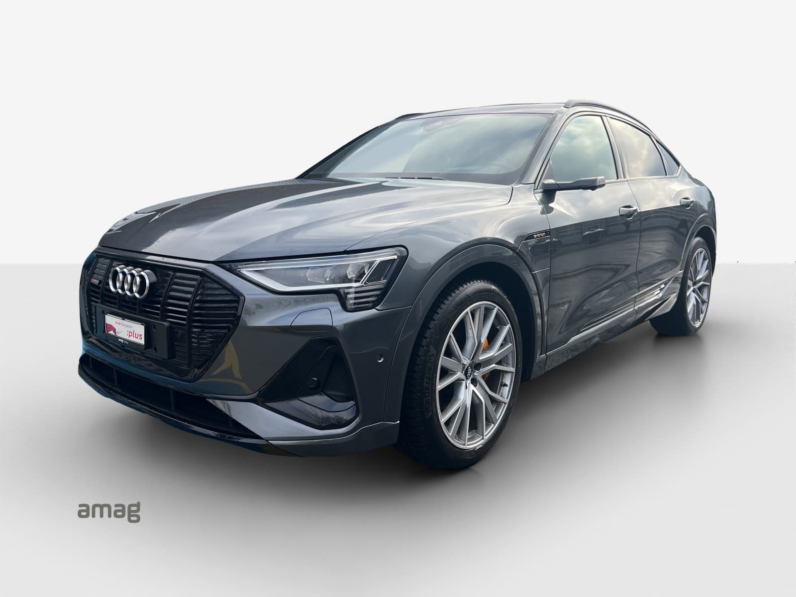 e-tron Sportback 55 S line