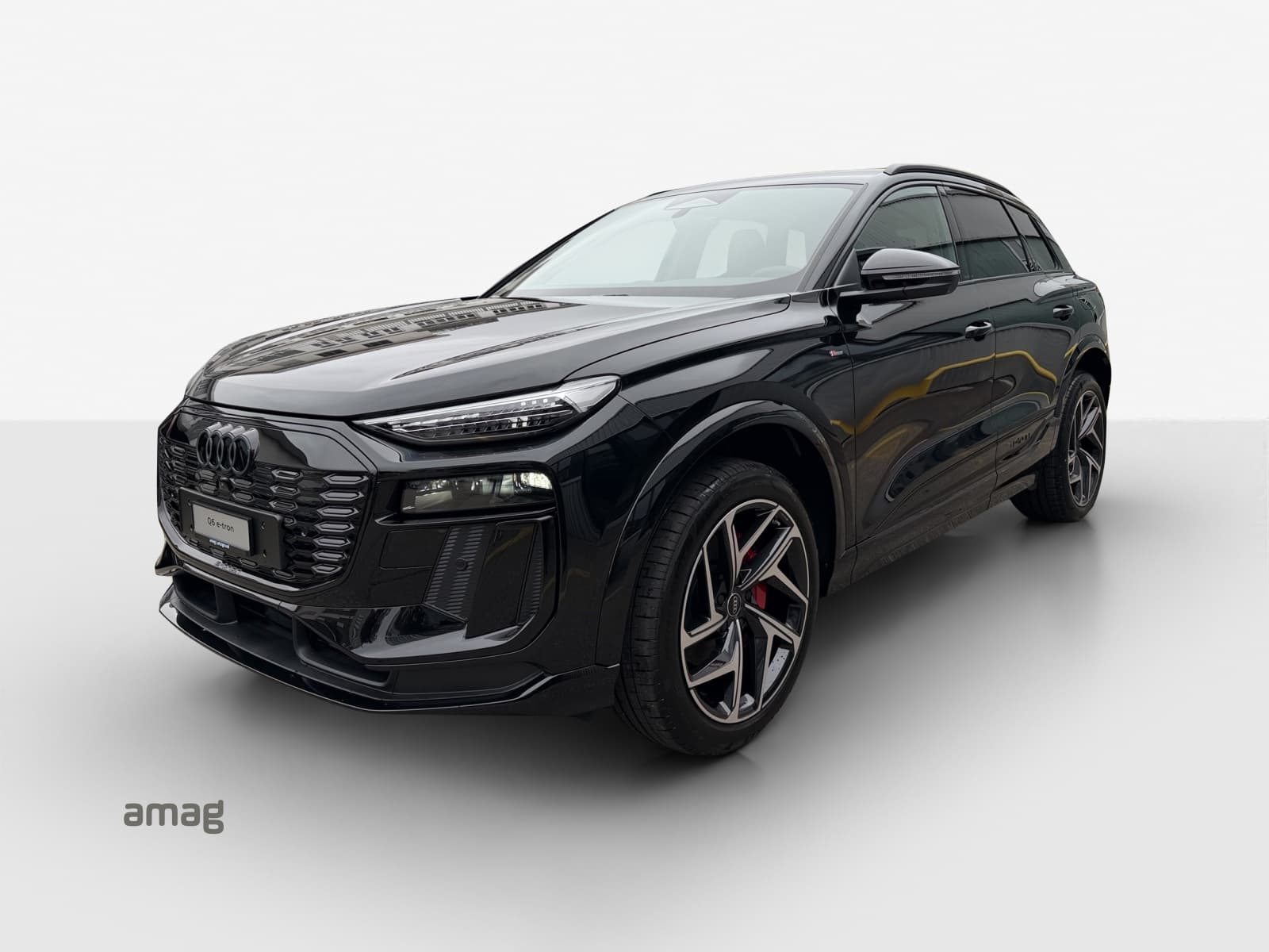 Q6 SUV e-tron quattro