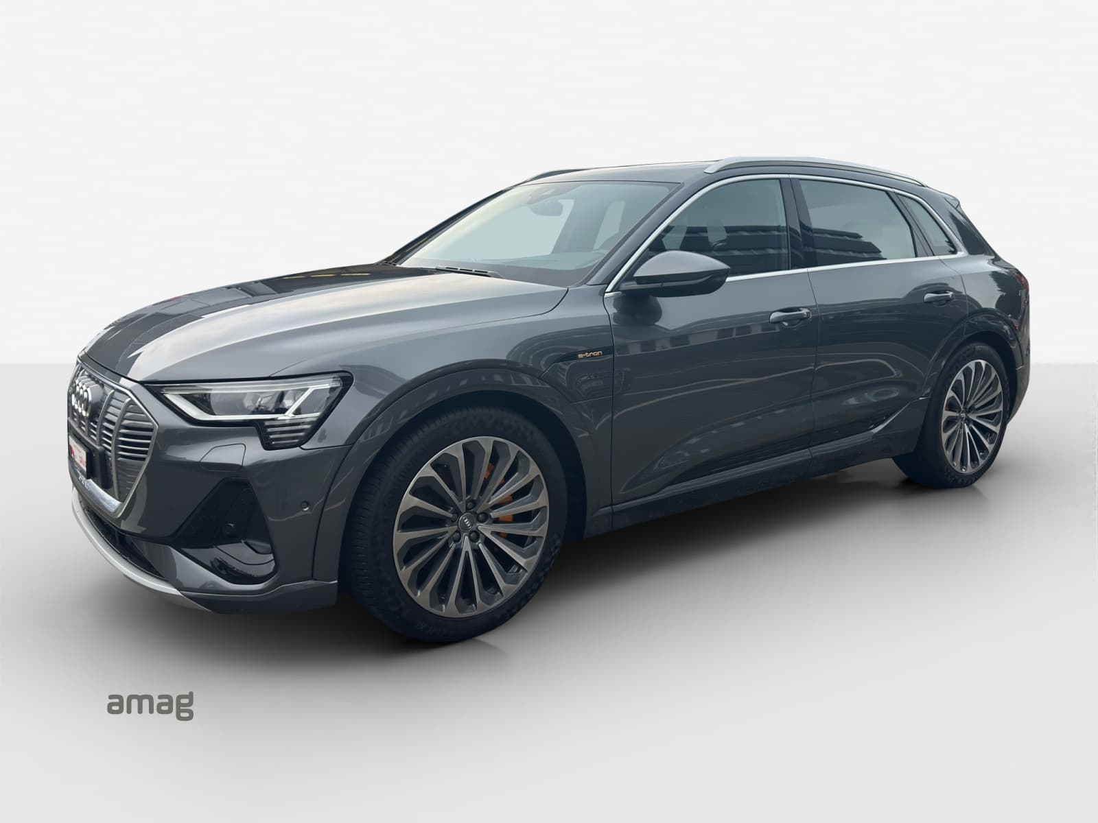 e-tron 55 S line