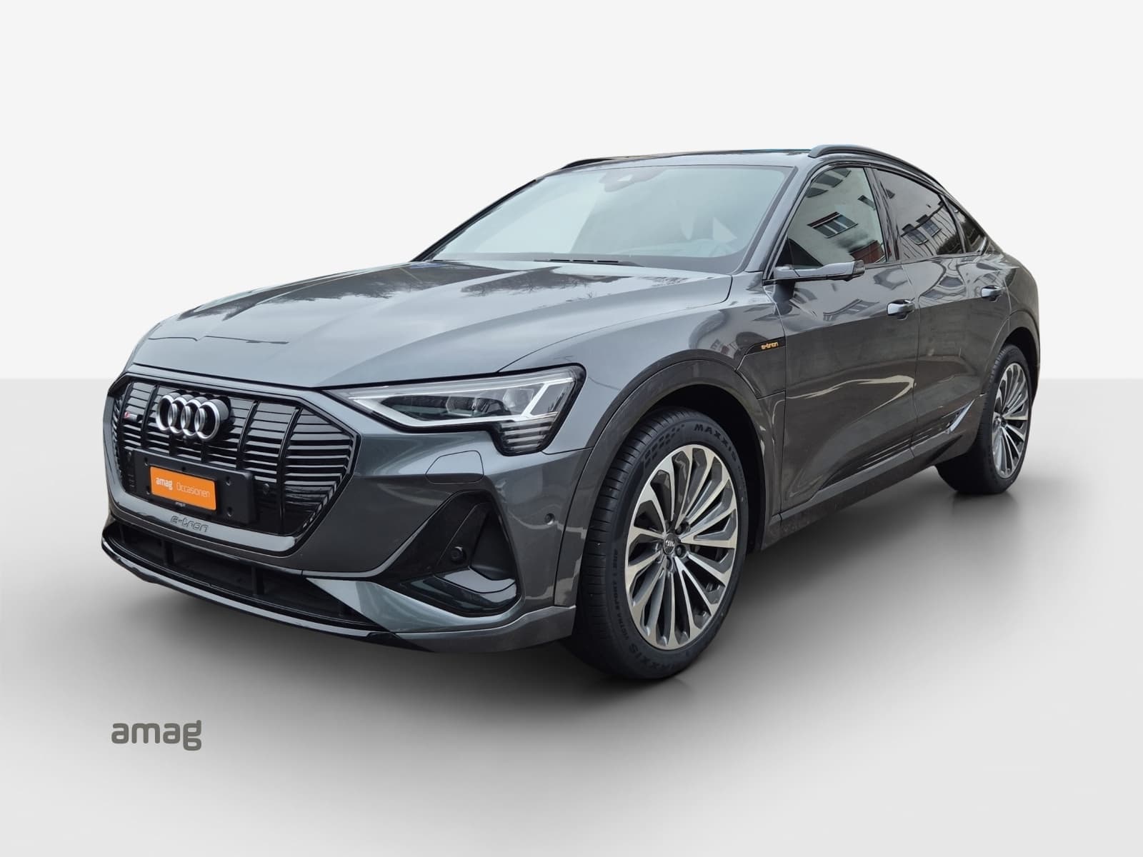 e-tron Sportback 55 S line