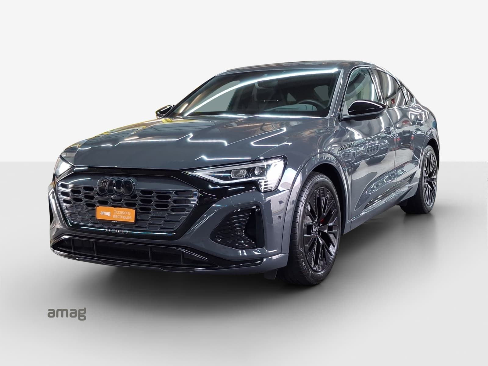 Q8 Sportback 55 e-tron Black Edition