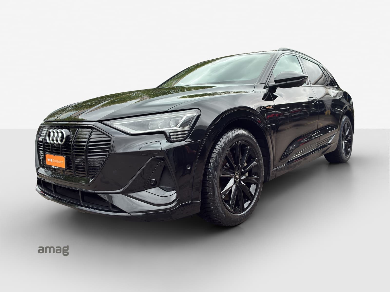 e-tron 55 S line