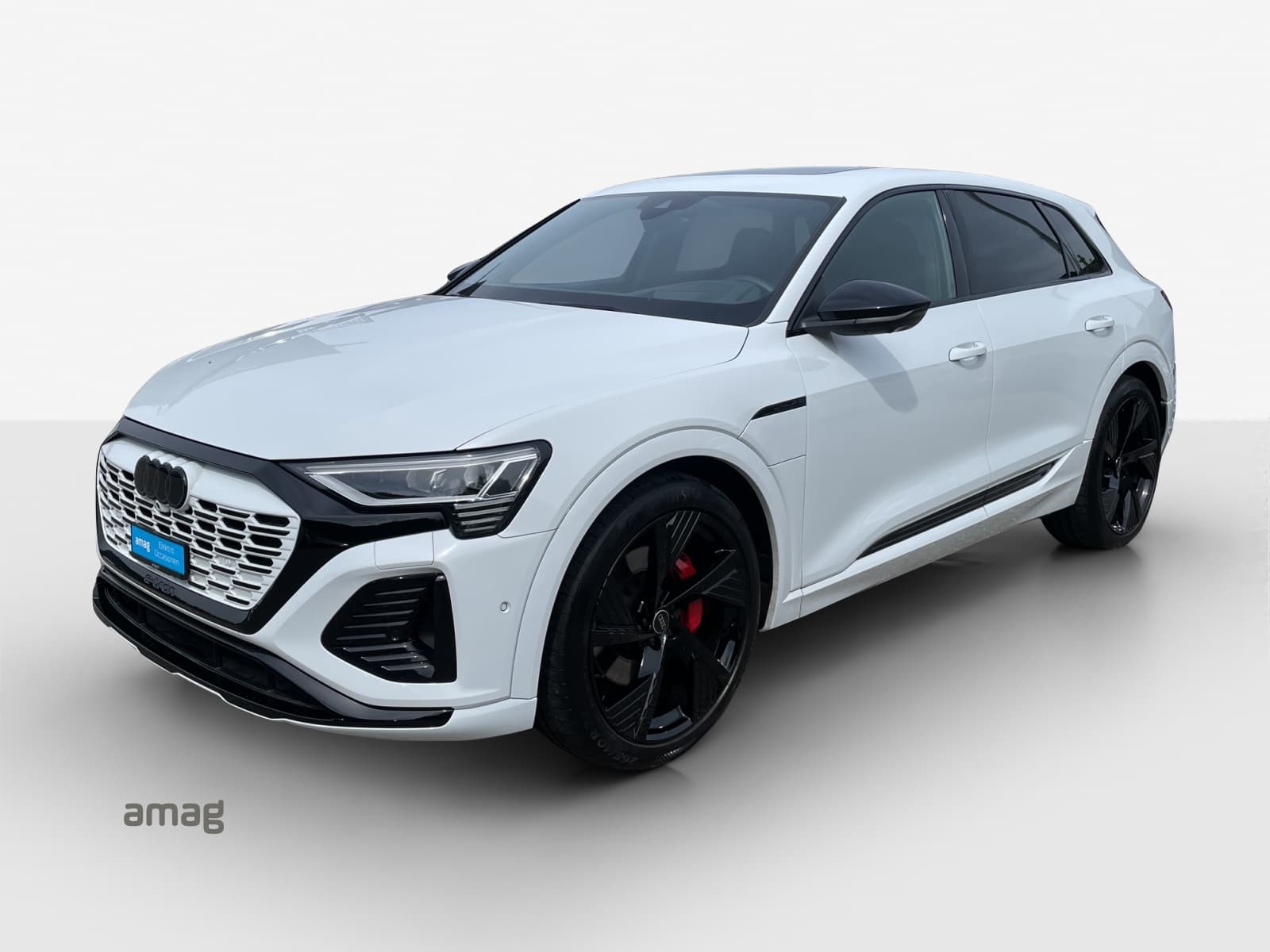 Q8 55 e-tron Black Edition