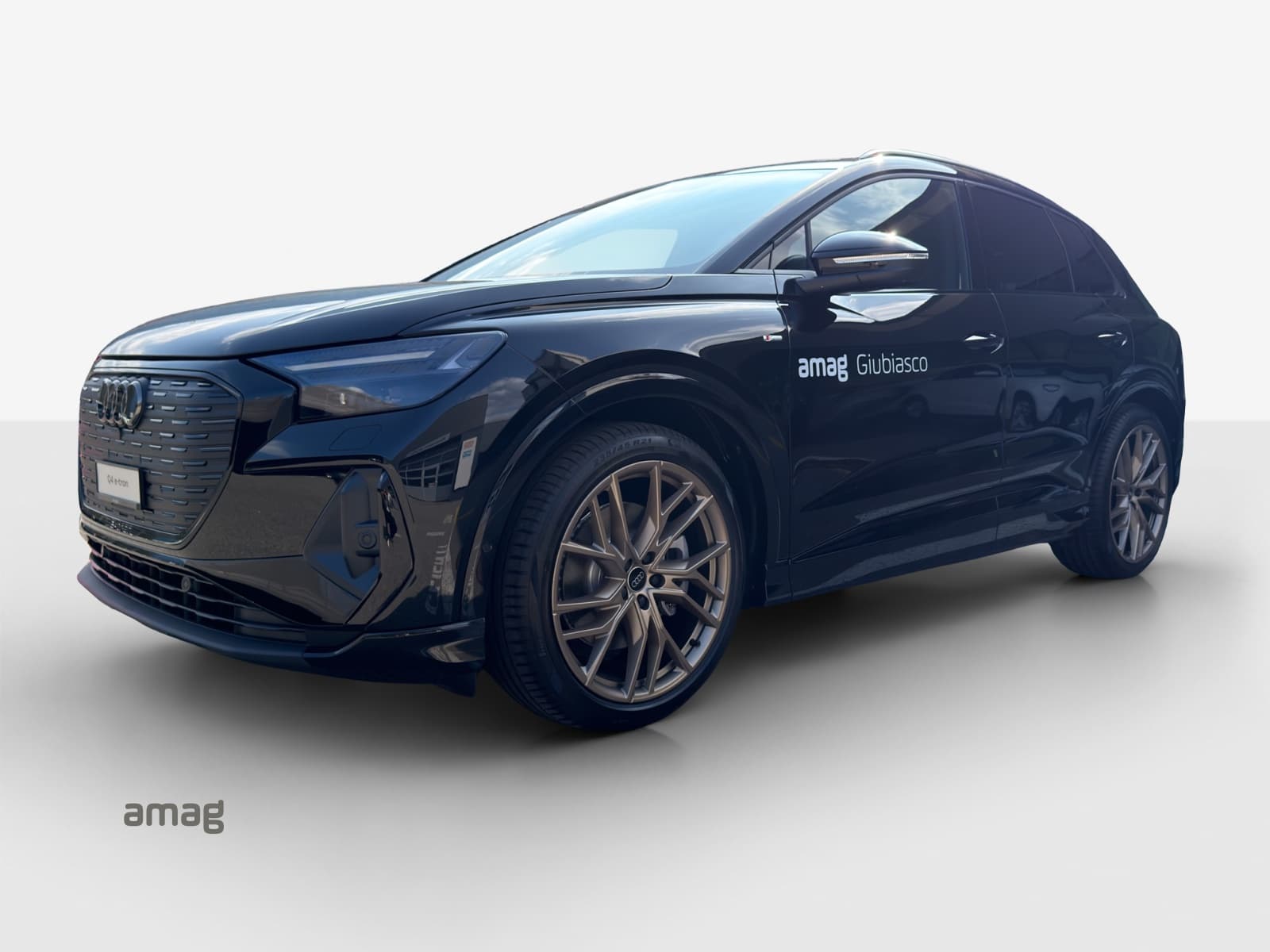 Q4 45 e-tron quattro Attraction