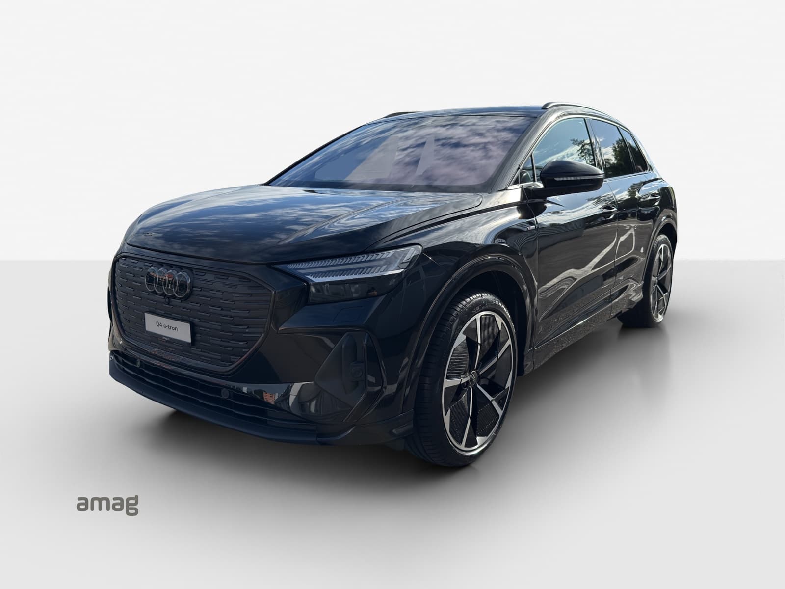 Q4 45 e-tron quattro Attraction