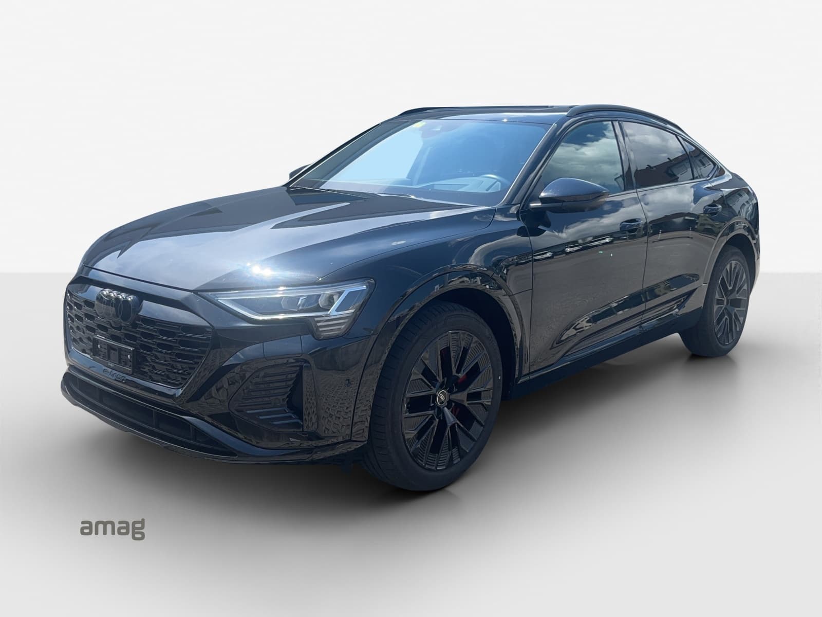 Q8 Sportback 50 e-tron Black Edition