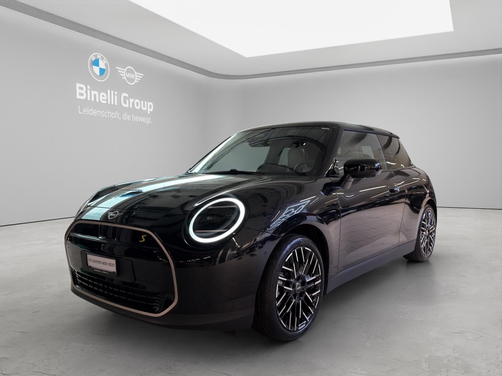 MINI J01 Cooper SE