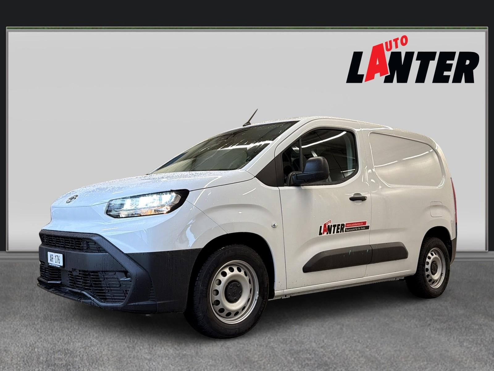 Toyota PROACE CITY Van L1 52KWh Active