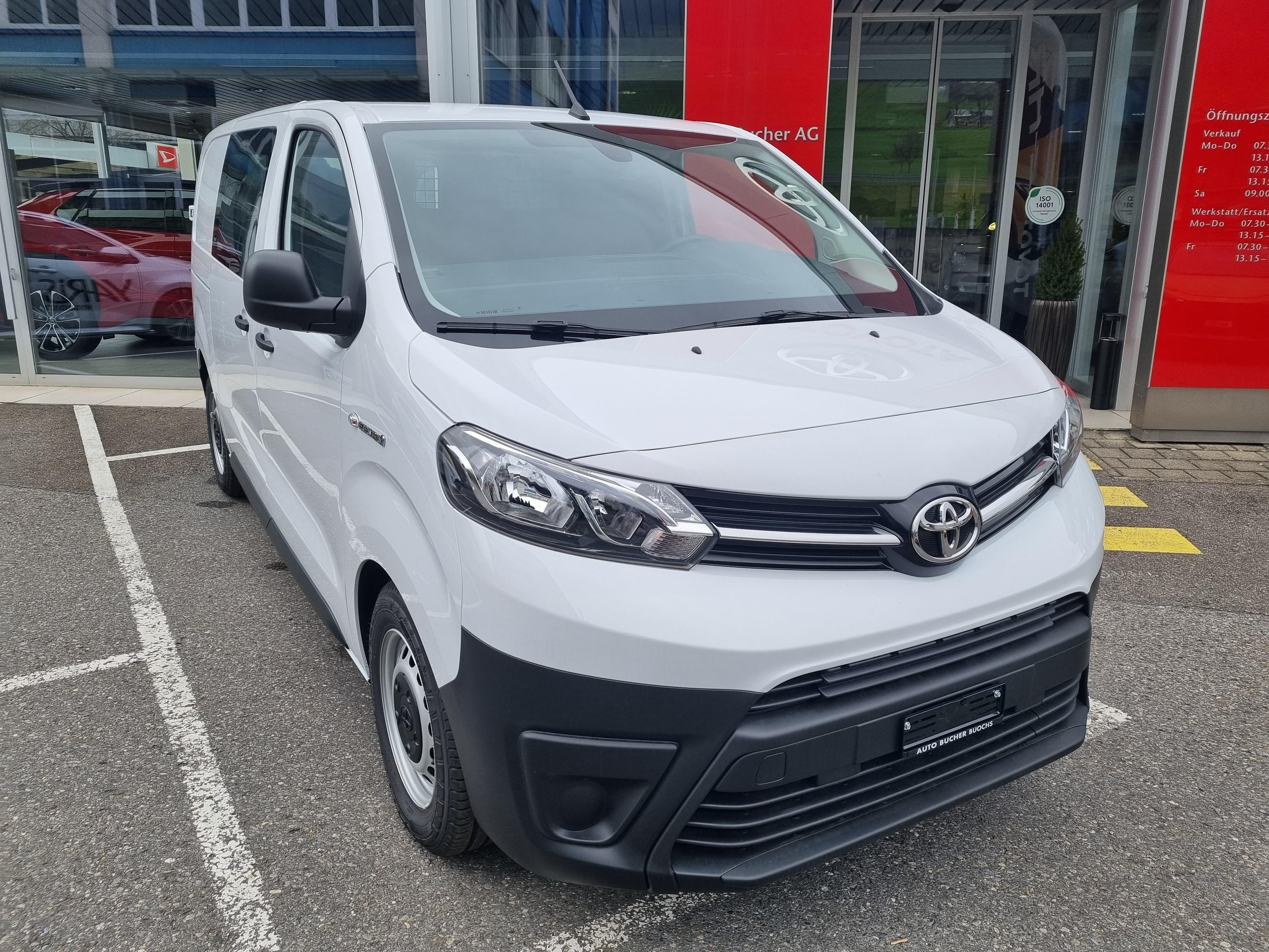 Toyota PROACE Van L1 75KWh Active